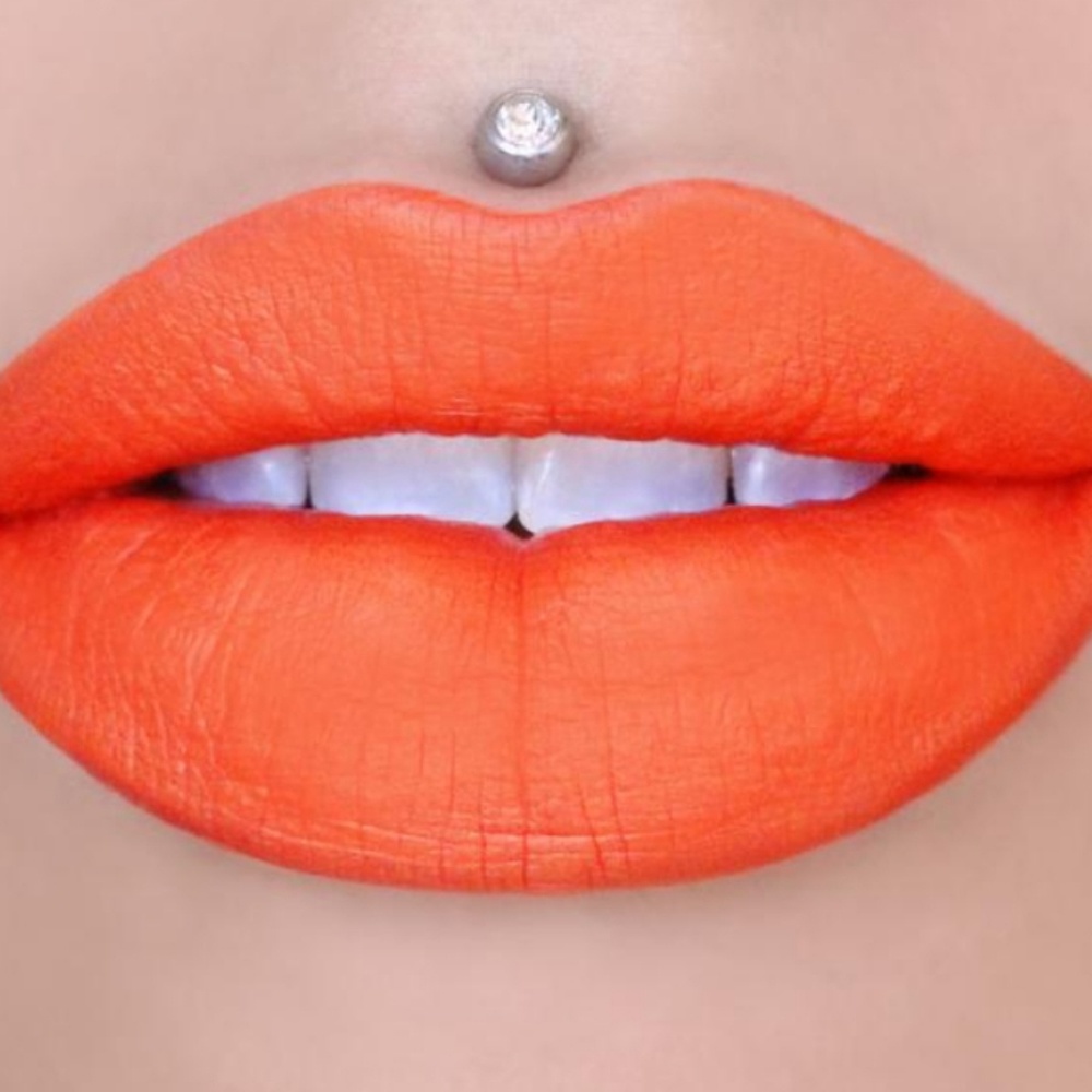 Jeffree Star velour liquid lip flamethrower